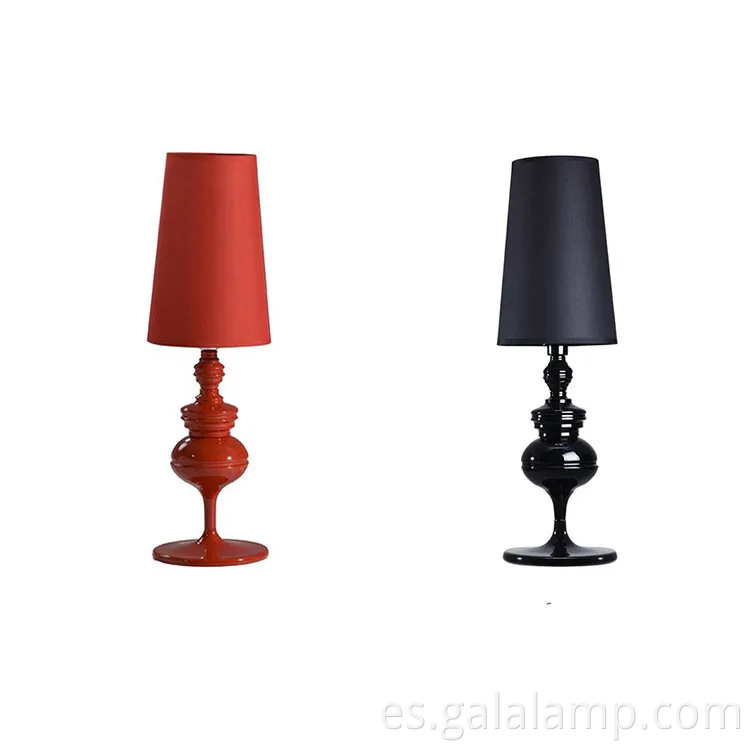 Lámpara de mesa inalámbrica de metal dorado moderna para decoración del hogar